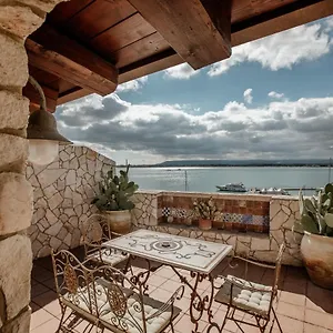 3* Bed & Breakfast Palazzo Giunta - Porta Marina Ortigia